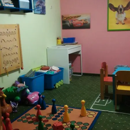 Sonnenuhr 호텔 타우플리츠