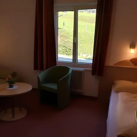 Sonnenuhr Hotel Tauplitz