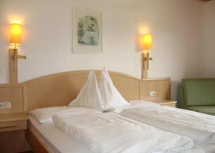 Sonnenuhr Hotel 3*